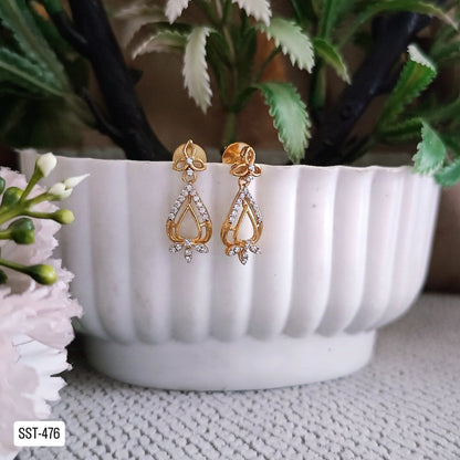 SST 476 | CZ TEARDROP DANGLER EARRINGS - DELICATE SPARKLE