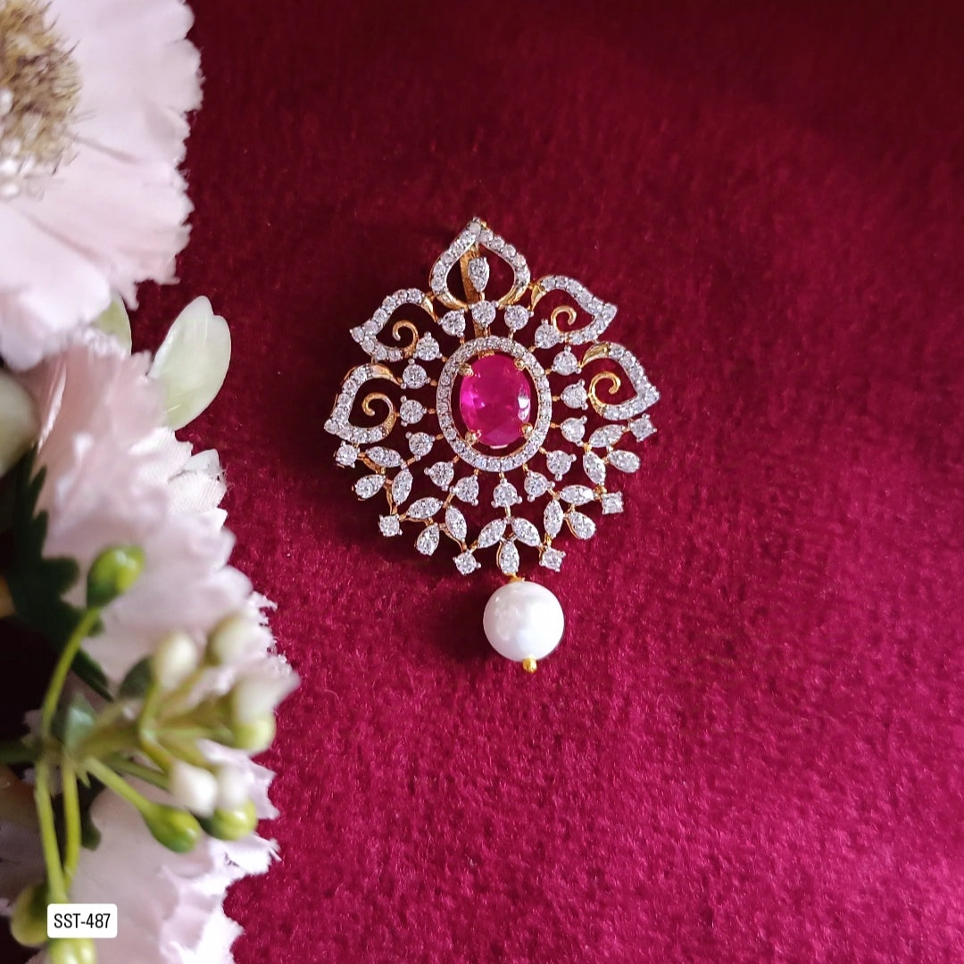 SST 487 | OPULENT FLORAL PENDENT