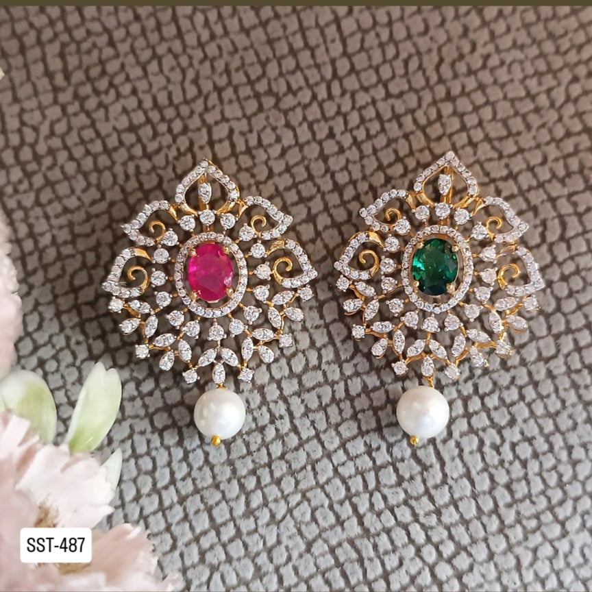 SST 487 | OPULENT FLORAL PENDENT