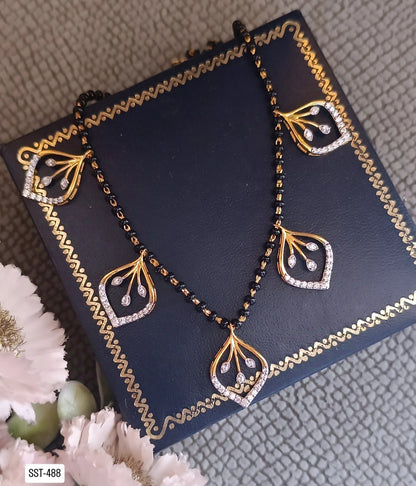 SST 488 | DELICATE LEAF DESIGN MANGALSUTRA