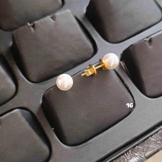 SST 049 | CLASSIC PEARL EARRINGS