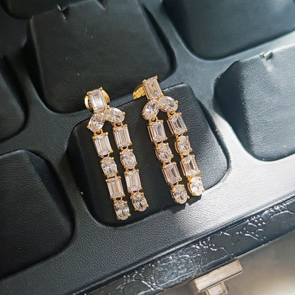 SST 151 | ELEGANT SOLITARE PARTY WEAR EARRING