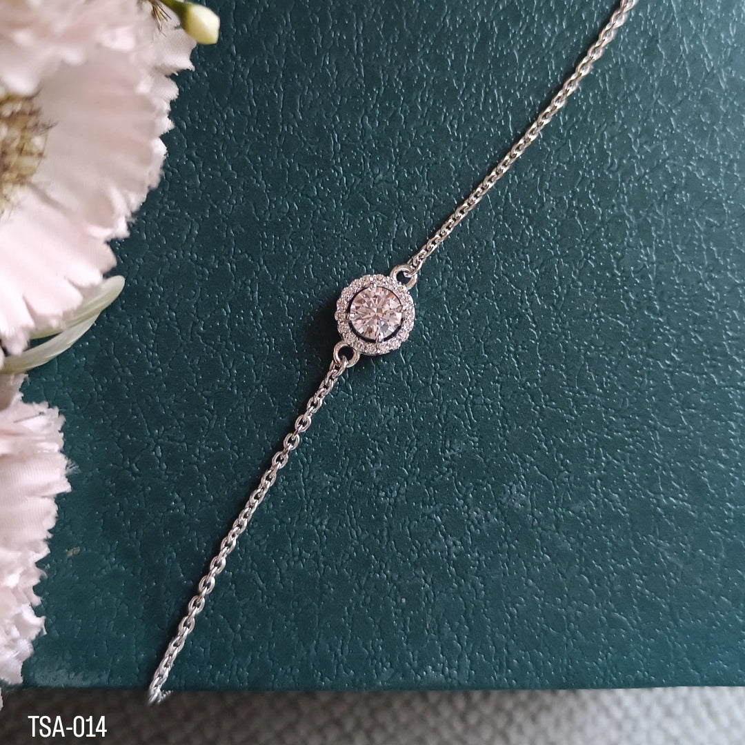 TSA 014 | CIRCLE STUD BRACELET