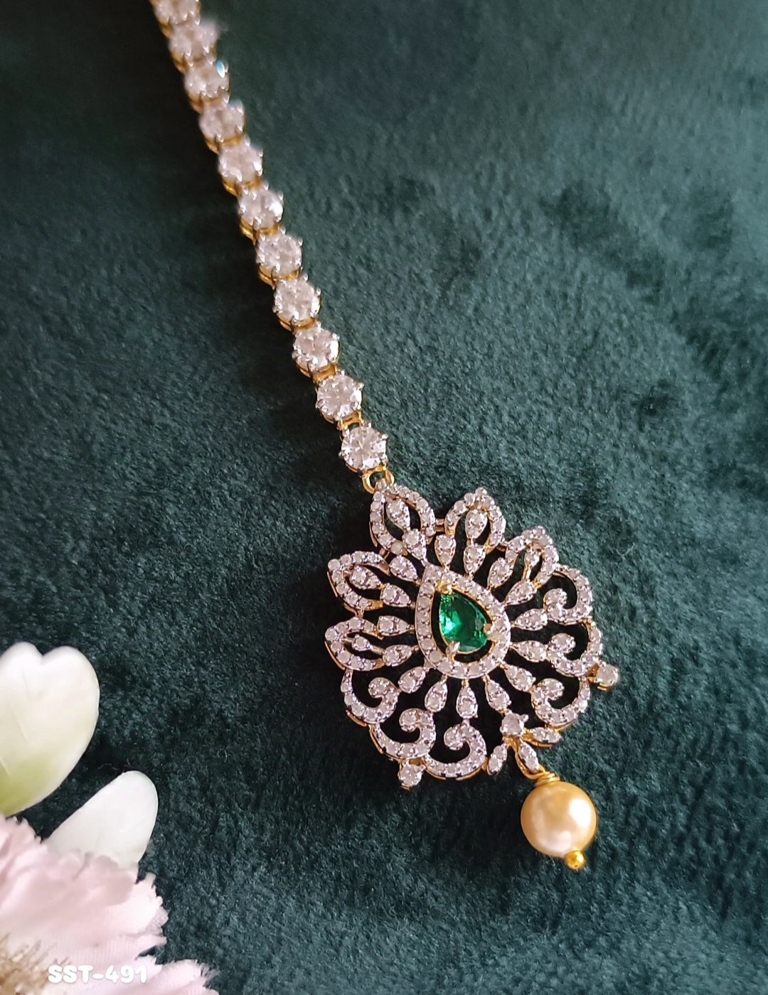 SST 491 | ELEGANT MANG TIKA WITH PEARL ACCENT