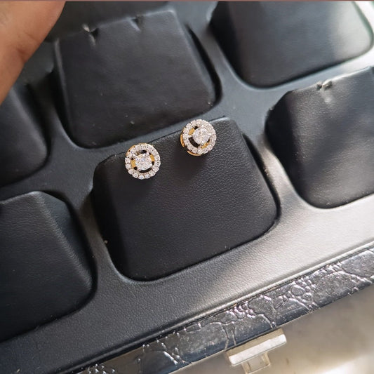 SST 381 | SPARKLING CRYSTAL STUD EARRINGS