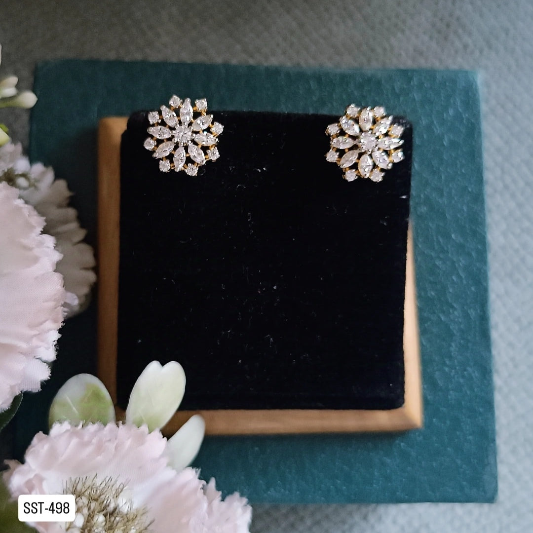 SST 498 | FLORAL CLUSTER STUD EARRINGS