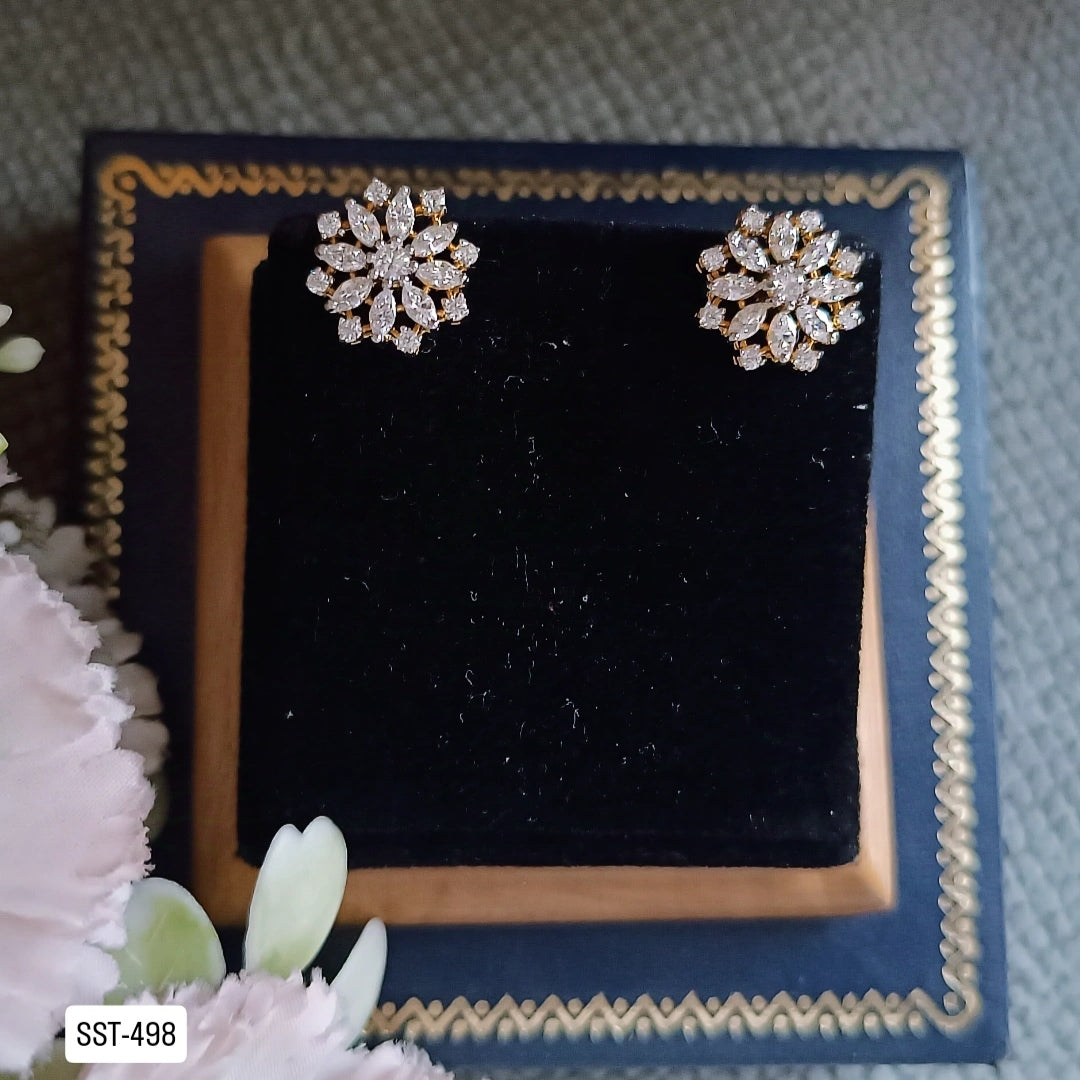 SST 498 | FLORAL CLUSTER STUD EARRINGS