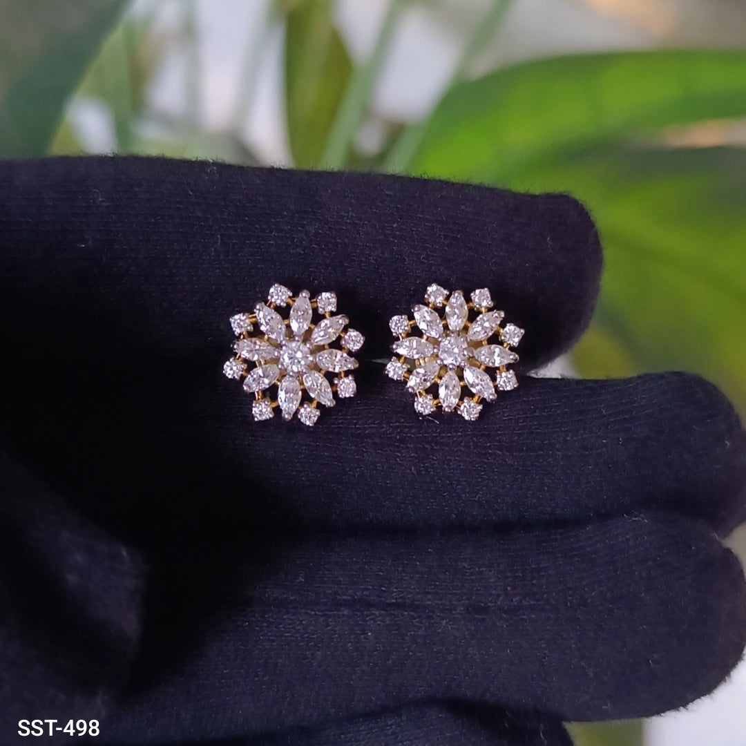 SST 498 | FLORAL CLUSTER STUD EARRINGS