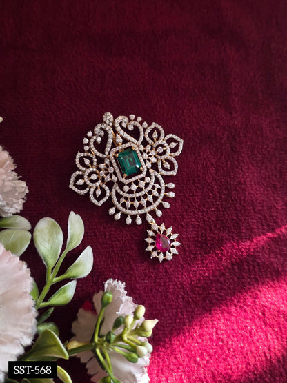 SST 568 | EMERALD FILIGREE STATEMENT BROOCH PENDANT