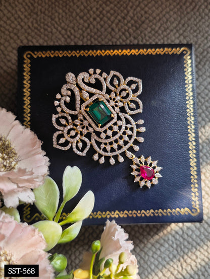 SST 568 | EMERALD FILIGREE STATEMENT BROOCH PENDANT