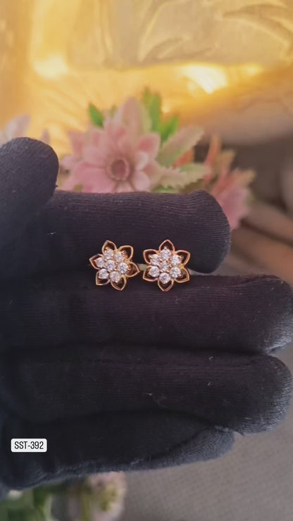 SST 392 | FLOWER STUD EARRINGS