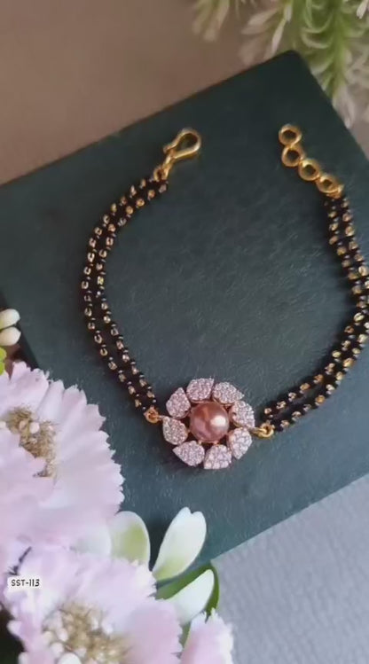 SST 113 | ELEGANT HAND MANGALSUTRA