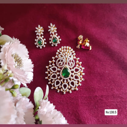 SST 291+162X | PENDANT & EARRINGS SET