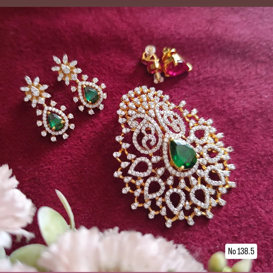 SST 291+162X | PENDANT & EARRINGS SET