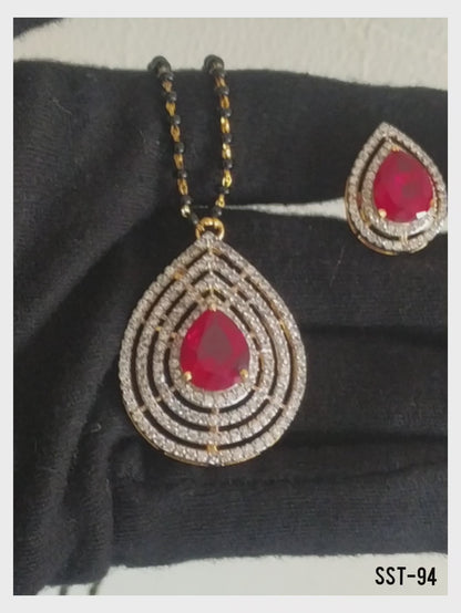 SST 094 | VIBRANT EMERALD TEARDROP MANGALSUTRA SET