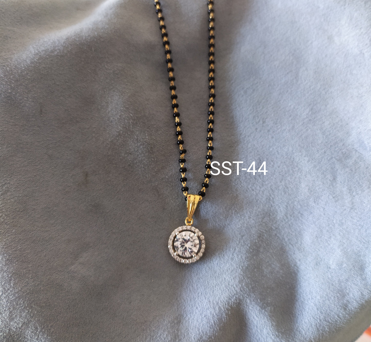 SST 044 | DAZZLING ROUND MANGALSUTRA