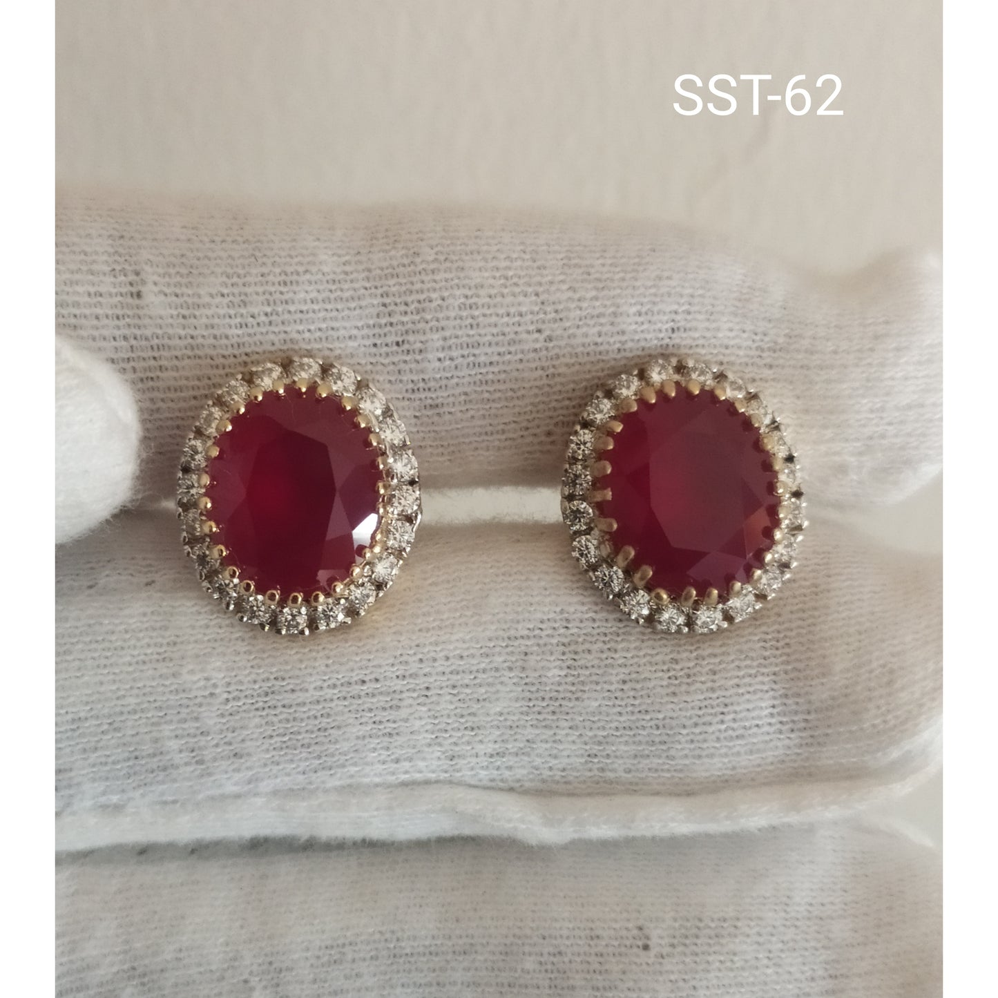 SST 062 | RUBY RADIANCE STUD EARRINGS