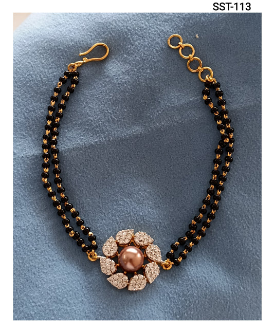 SST 113 | ELEGANT HAND MANGALSUTRA
