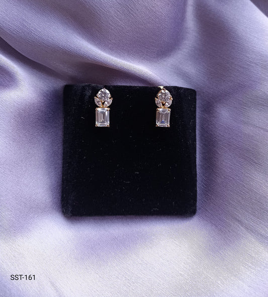 SST 161 | BAGUETTE DROP EARRINGS