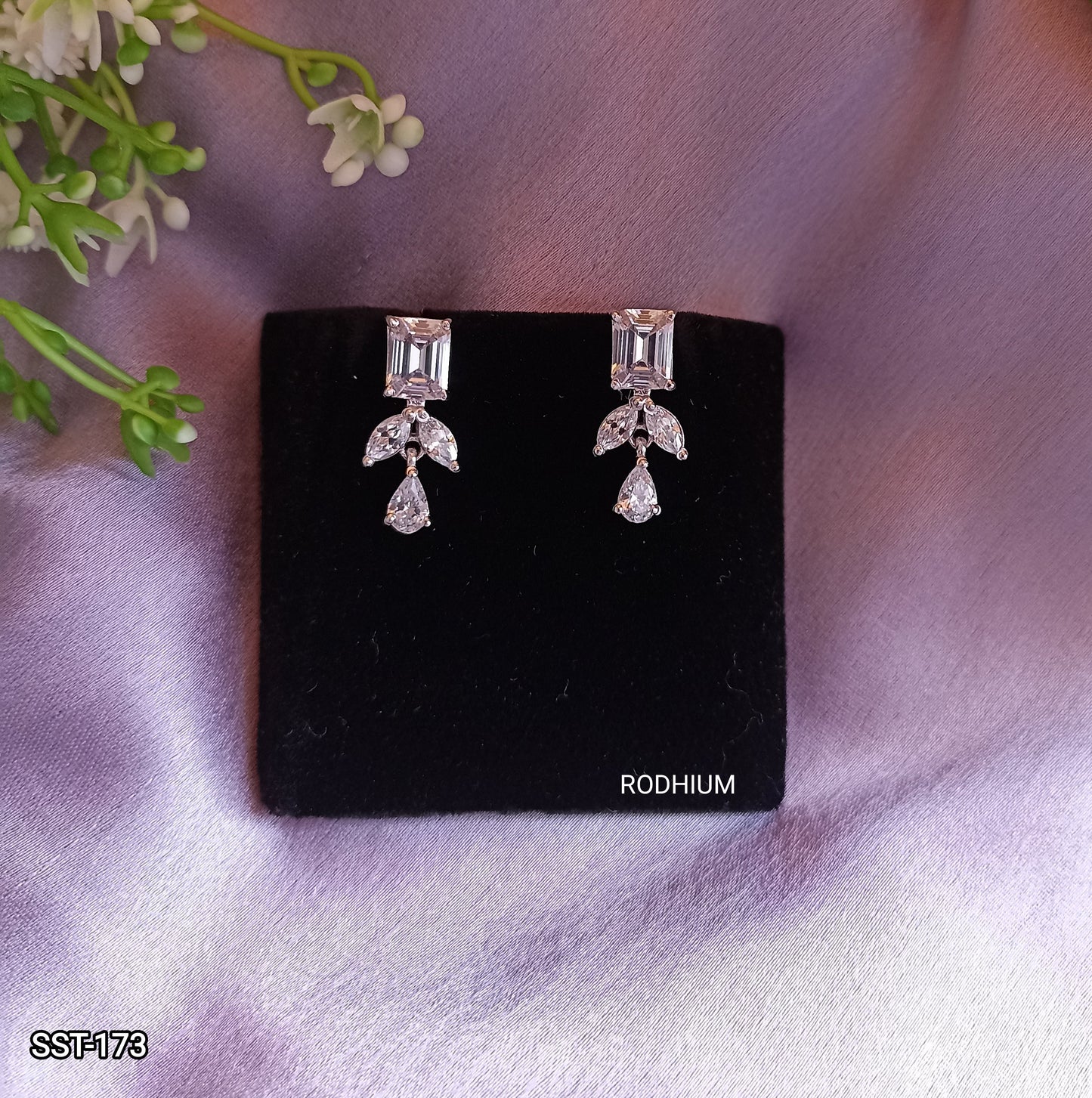 SST 173 | DAZZLING DANGLES