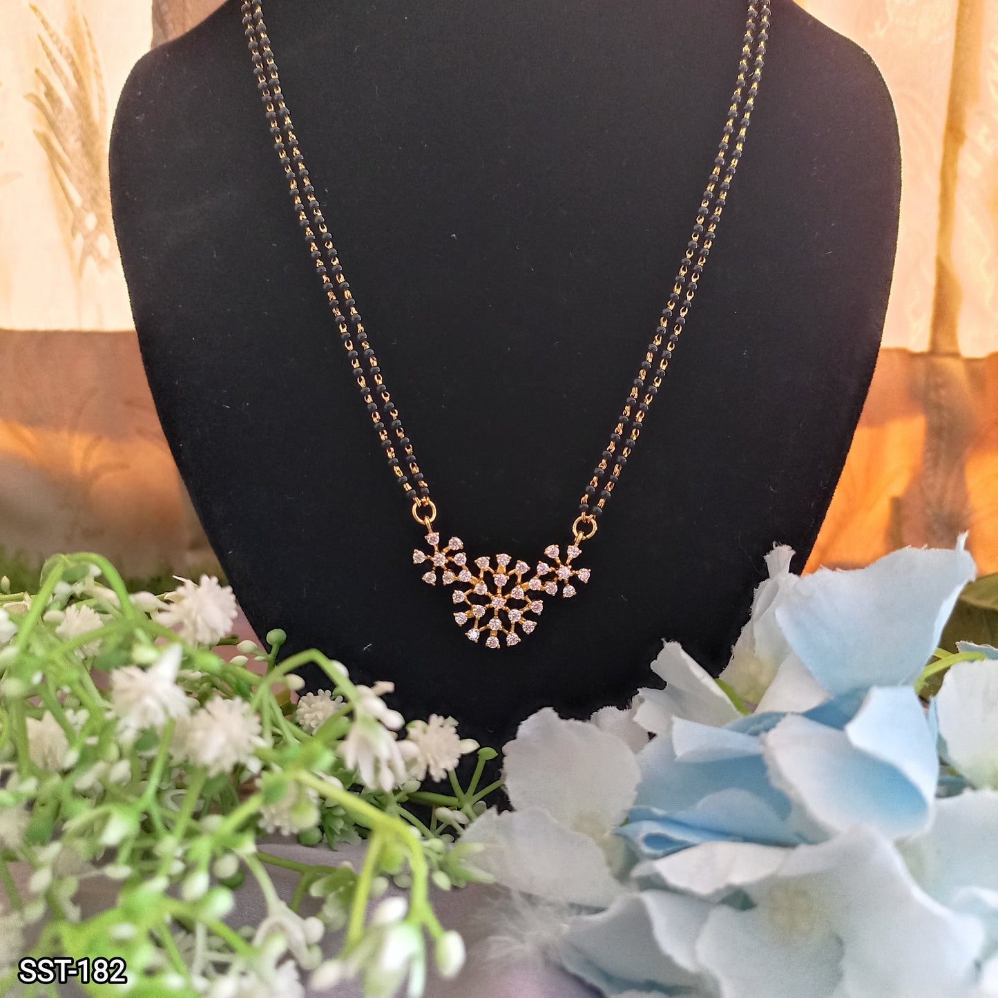 SST 182 | FLOWER ZIRCON MANGALSUTRA
