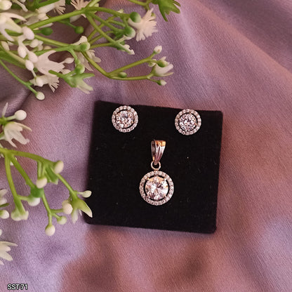 SST 071 | ROUND HALO DIAMOND PENDANT & EARRINGS SET