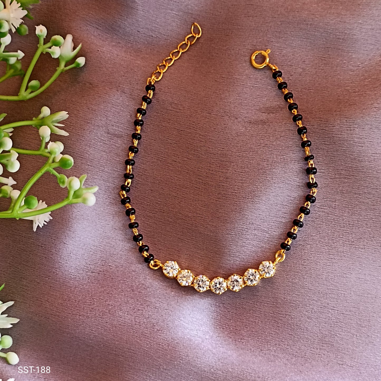 SST 188 | SOLITAIRE BLACK BEADS BRACELET