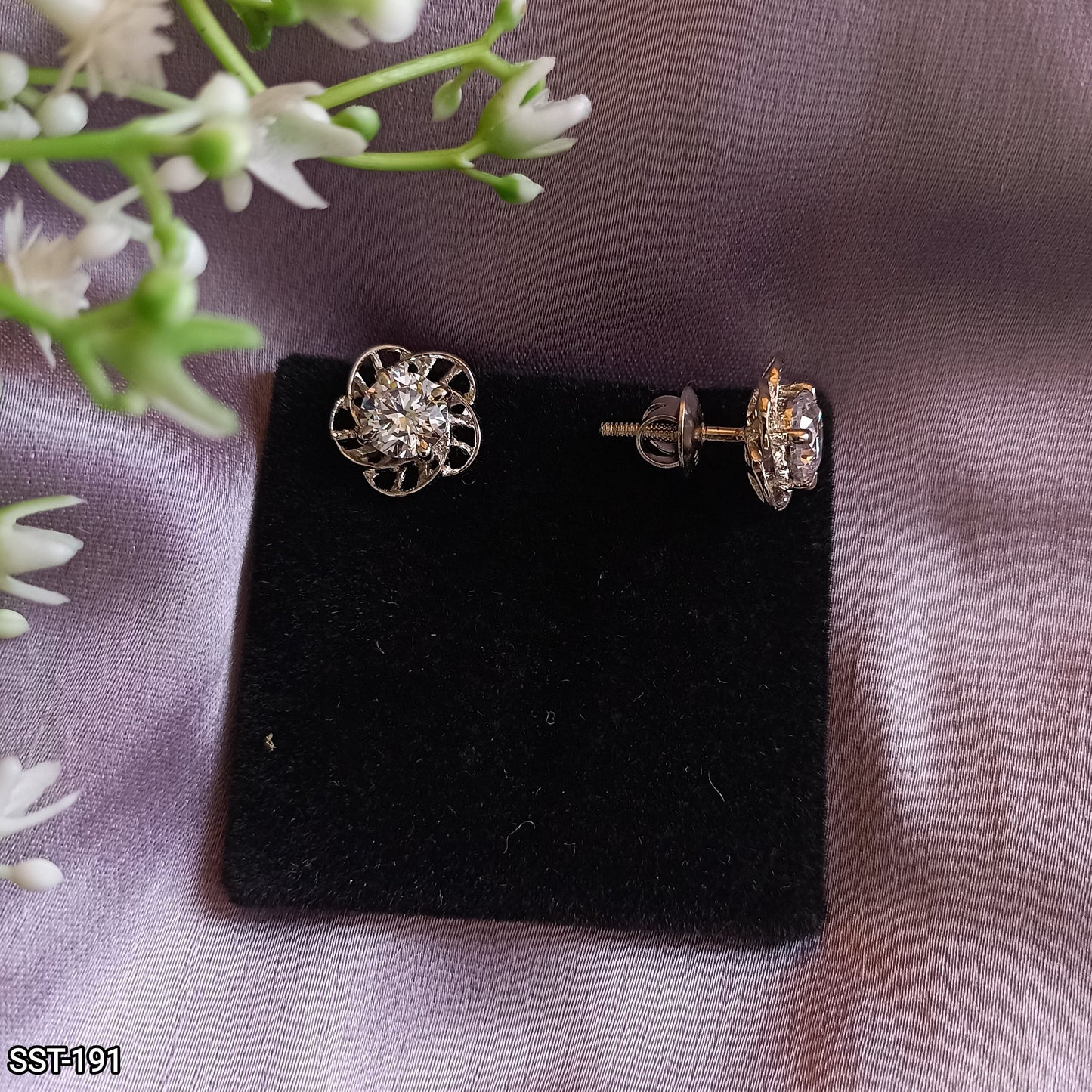 AMYRA SUNFLOWER STUD EARRINGS | 925 STERLING SILVER