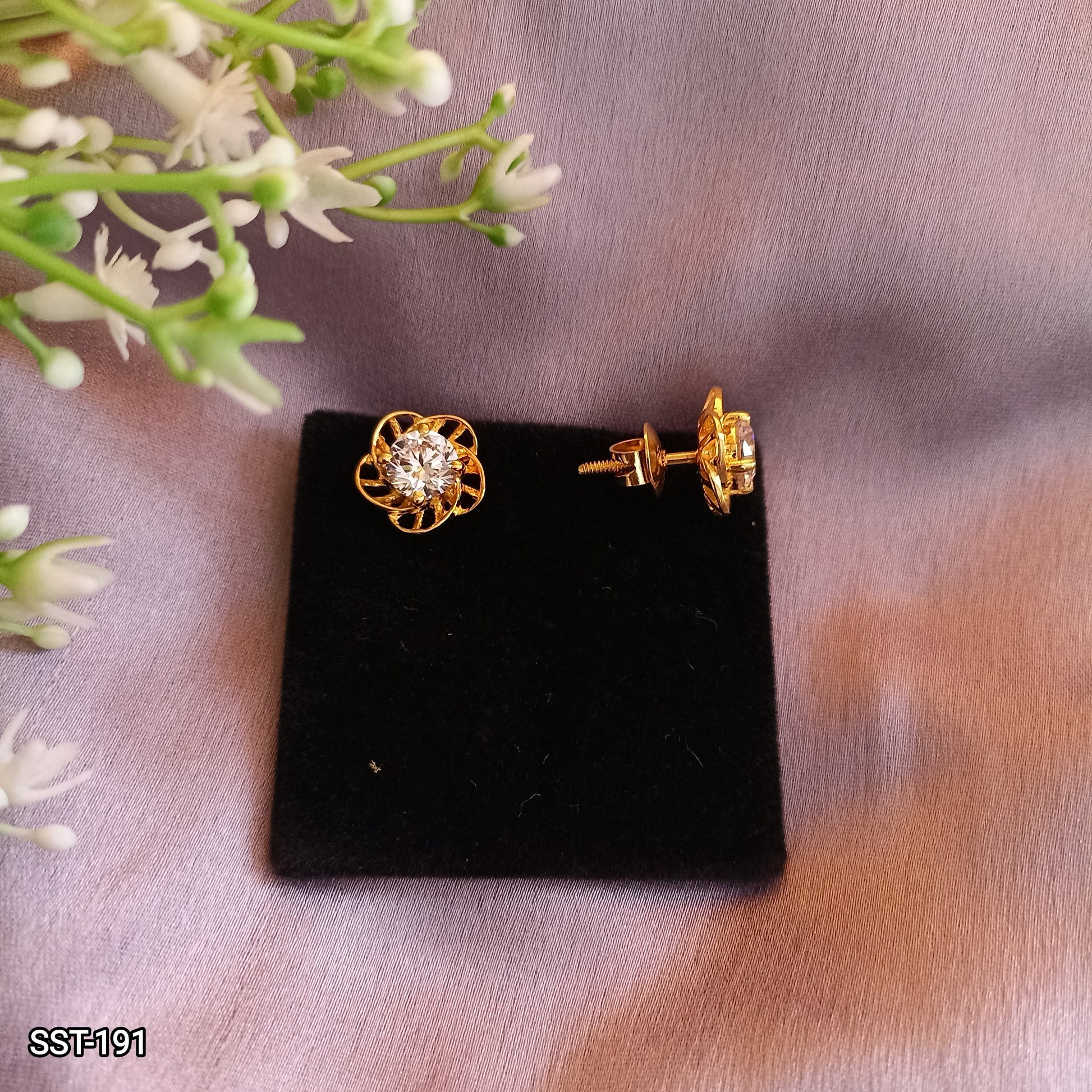 AMYRA SUNFLOWER STUD EARRINGS | 925 STERLING SILVER