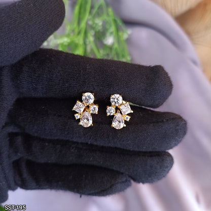 SST 195 | CLUSTER DIAMOND STUD EARRING