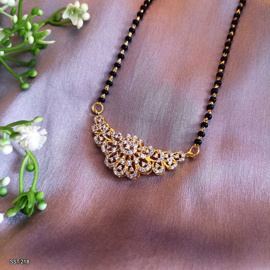SST 218 | DIAMOND FLORAL PENDANT MANGALSUTRA