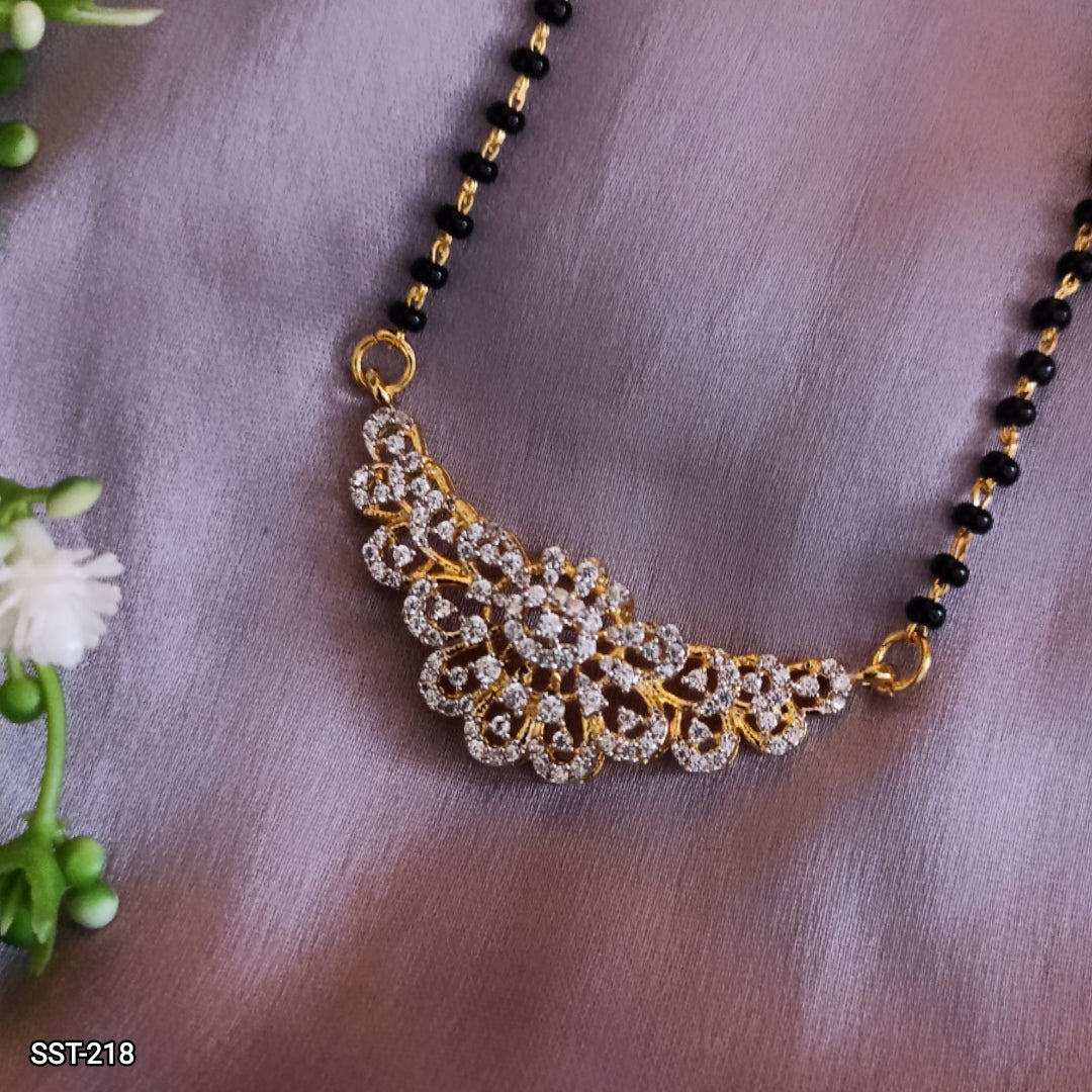 SST 218 | DIAMOND FLORAL PENDANT MANGALSUTRA