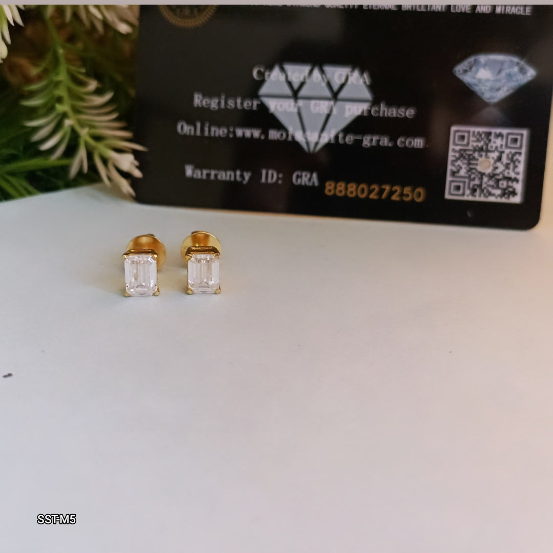 M5 MOISSANITE EARRING