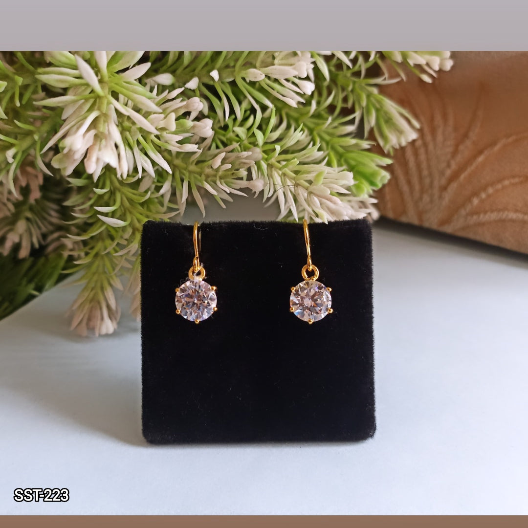SST 223 | ROUND DIAMOND DROP EARRINGS