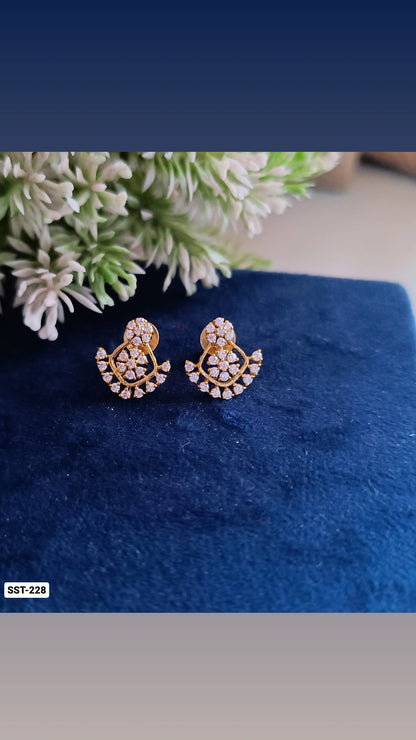 SST 228 | FLORAL DIAMOND CLUSTER EARRINGS