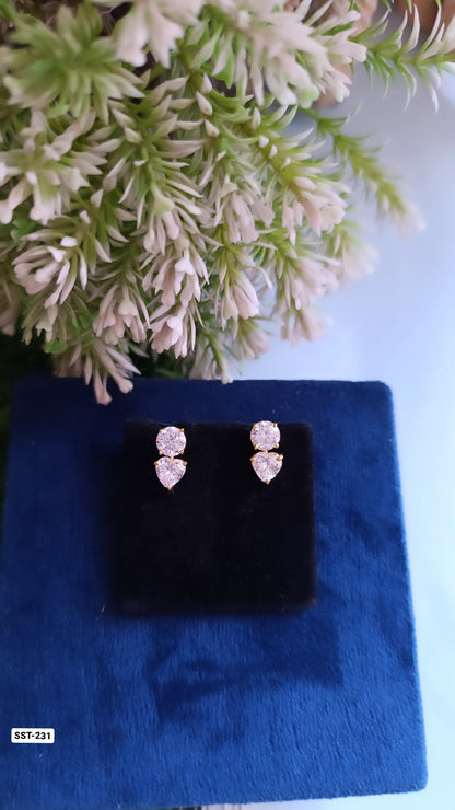 SST 231 | ELEGANT BLOOMING FLOWER STUD EARRINGS