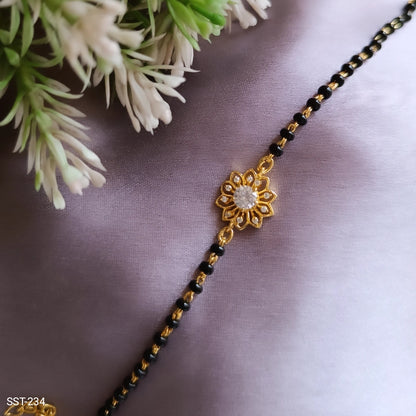 SST 234 | FLORAL HAND MANGALSUTRA