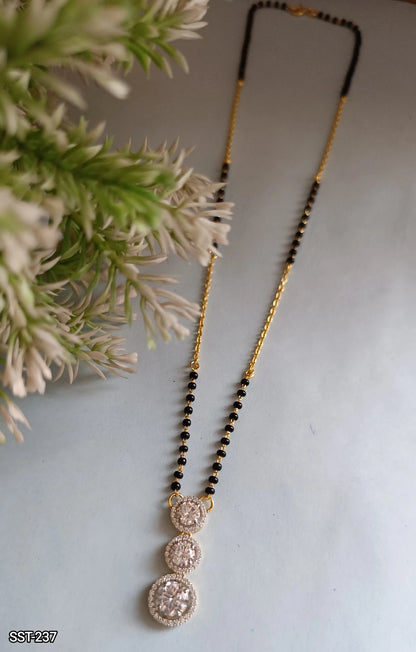 SST 237BC |THREE-STONE DIAMOND PENDANT MANGALSUTRA