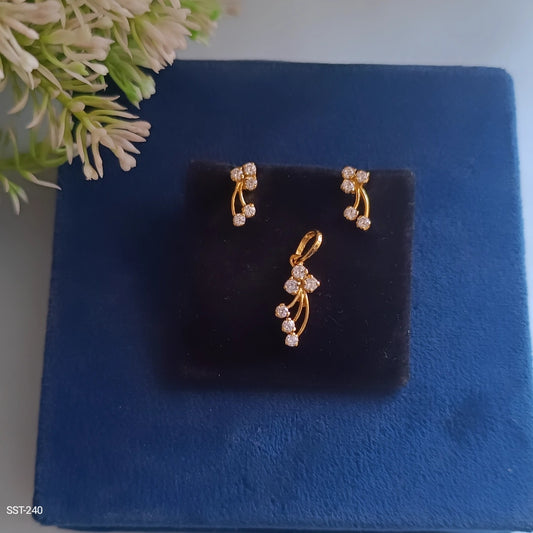 SST 240 | FLORAL PENDANT AND EARRING SET
