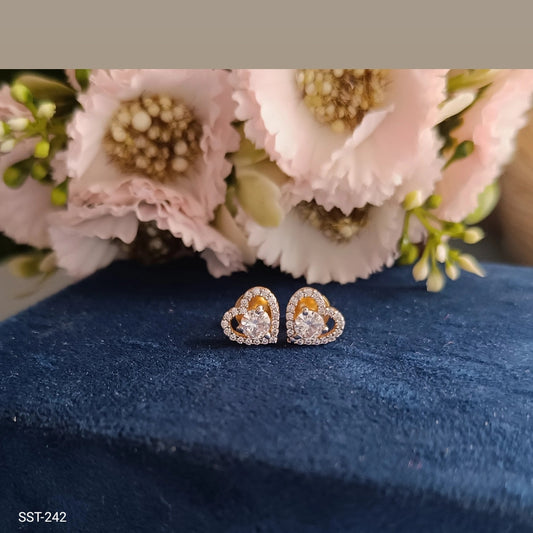 SST 242 | HEART STUD EARRINGS WITH SPARKLING STONES