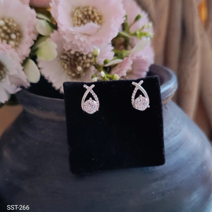 SST 266 | ARCHED DIAMOND EARRINGS