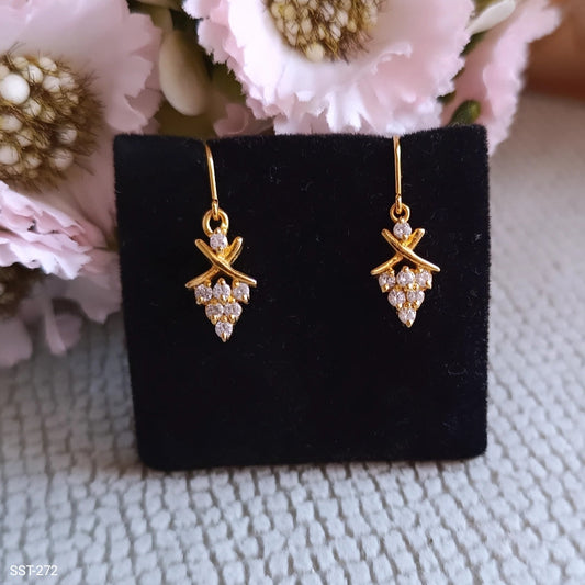 SST 272 | ELEGANT TEAR DROP ACCENT EARRINGS