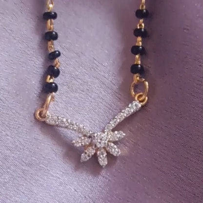 SST 211 | DIAMOND FLORAL PENDANT MANGALSUTRA